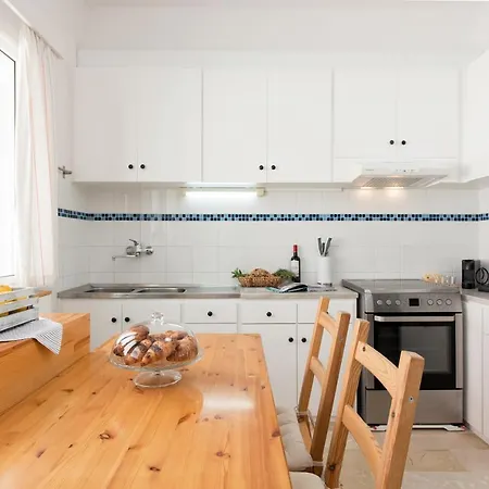 Thalia's House Apartment