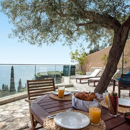 Lägenhet Thalia's House