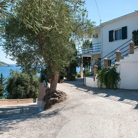 Thalia's House *